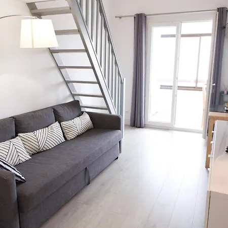 Spacious Near The Beach Apartment *